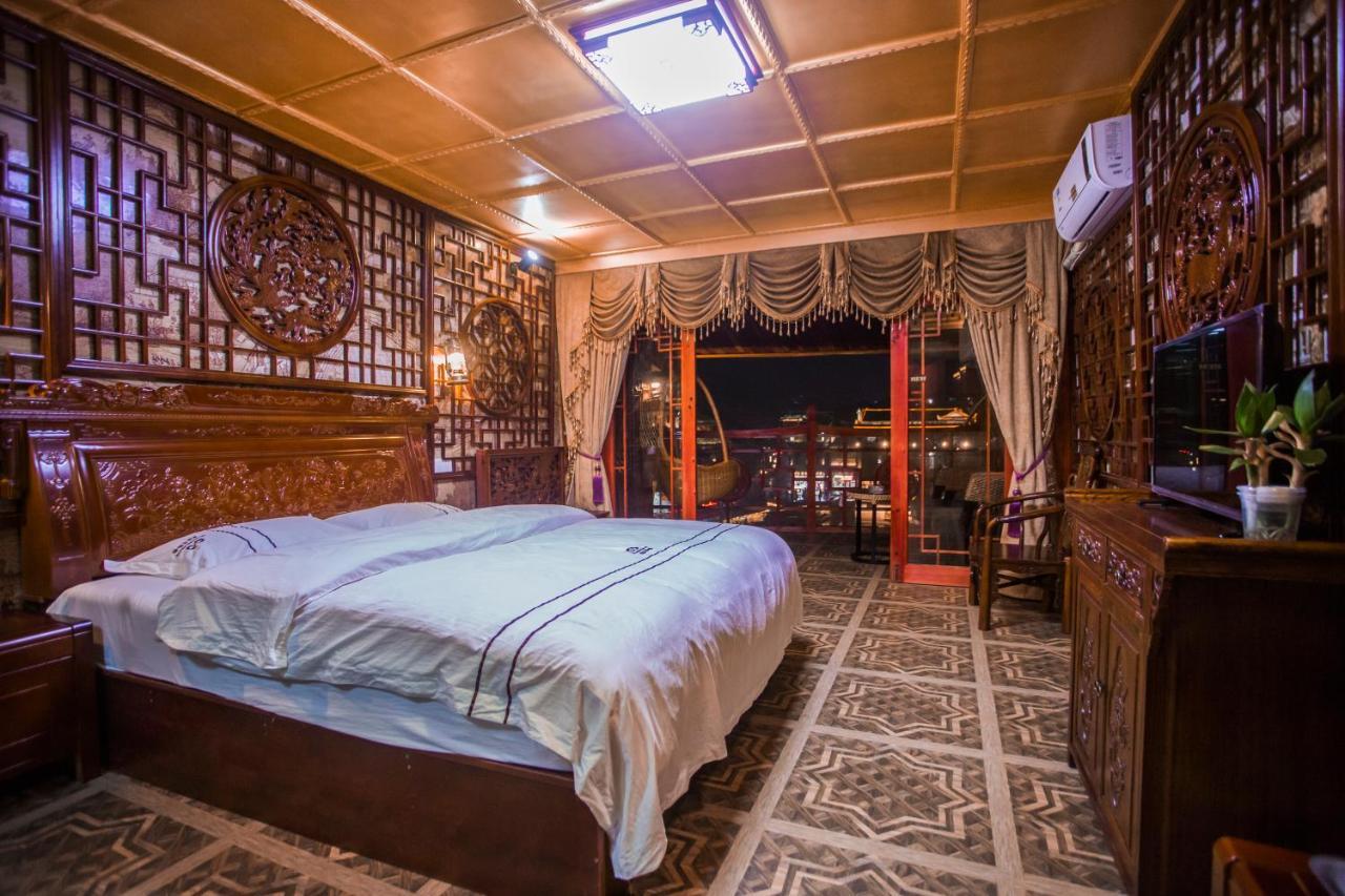 Lqj Riverside Guest House Fenghuang Εξωτερικό φωτογραφία