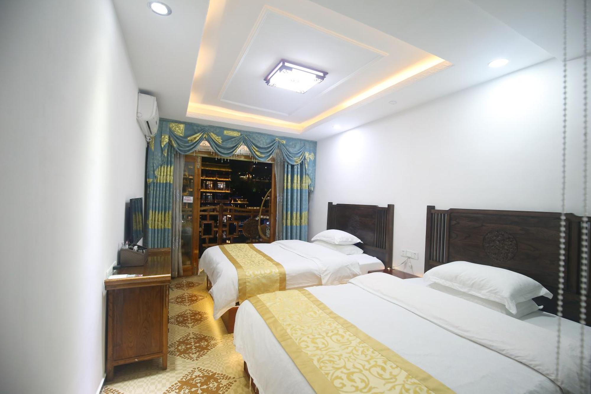 Lqj Riverside Guest House Fenghuang Εξωτερικό φωτογραφία